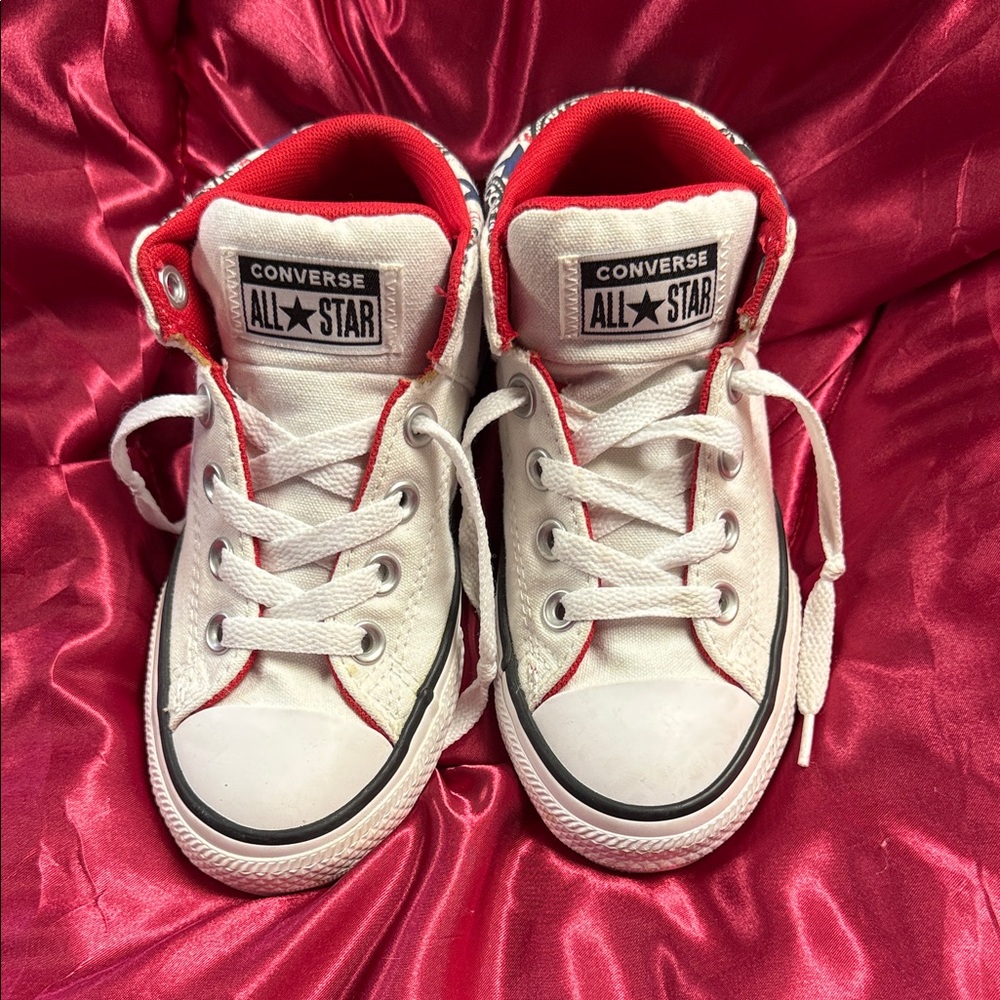 Converse All Star White and Red High-Tops